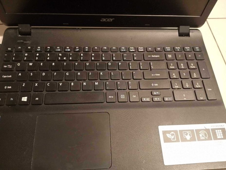 Laptop Acer ES-512C9LT 4 GB 500 GB HDD