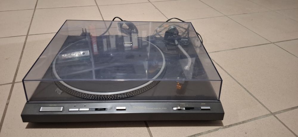 Gramofon Technics SL-D303 i SL-2000
