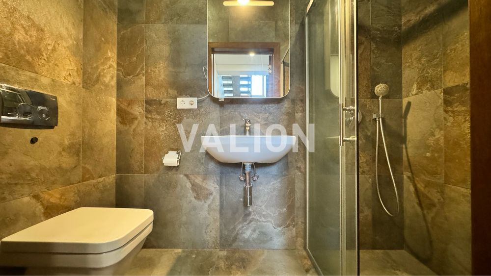 Будинок з сучасним ремонтом в с.Музичі, 25 км до метро Житомирська