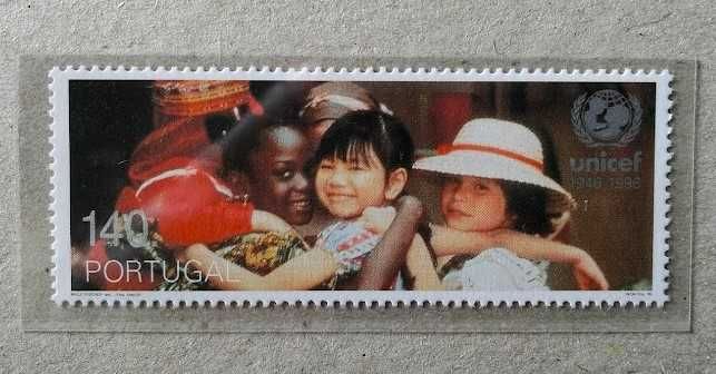 Série nº 2332/33 – 50º aniversário da UNICEF  1996