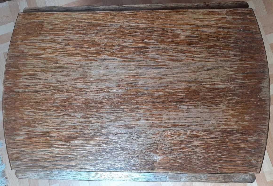 drewniany rozkładany stolik