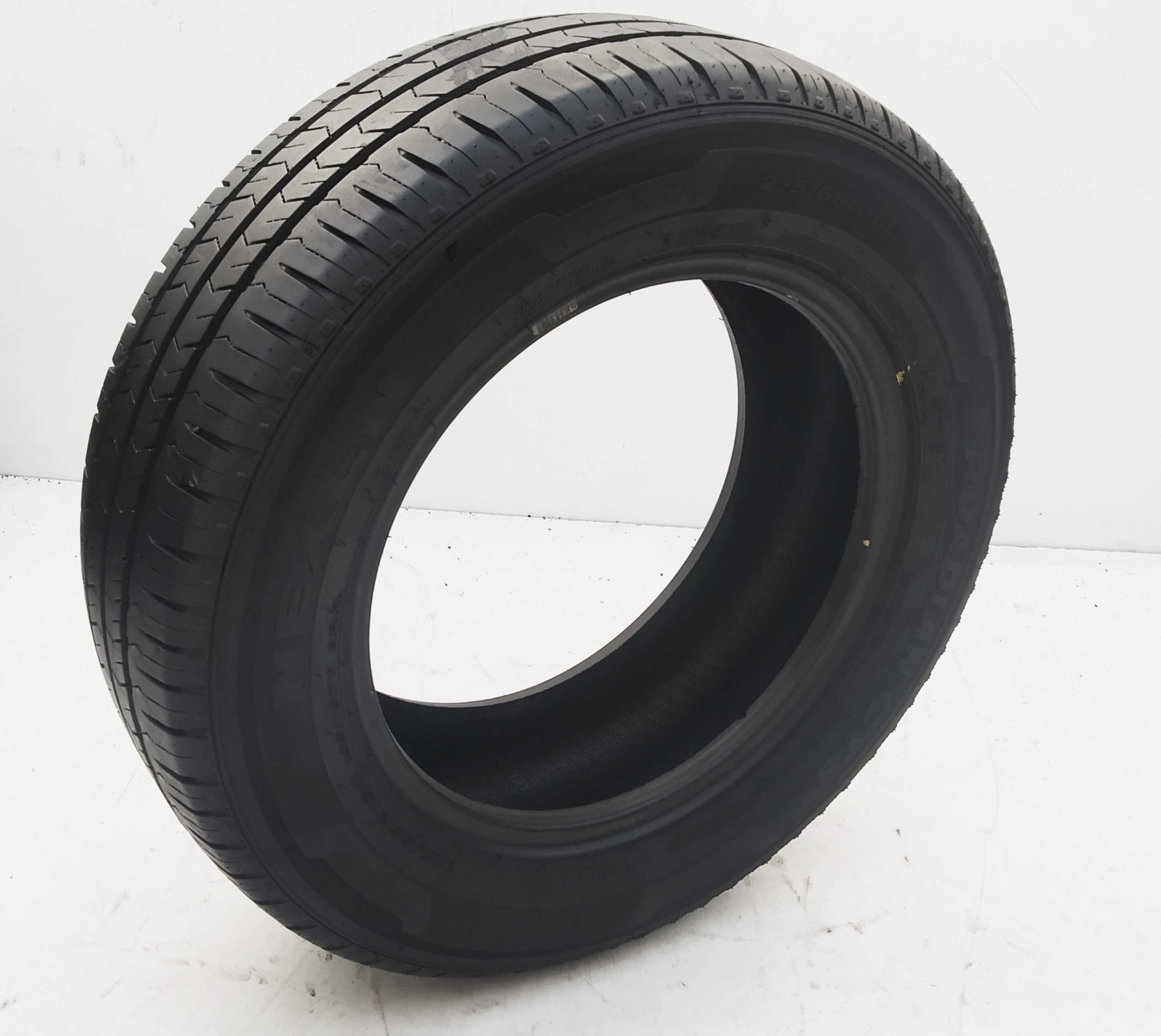 Opona letnia 215/65R16C Nexen Roadian CT8 9mm