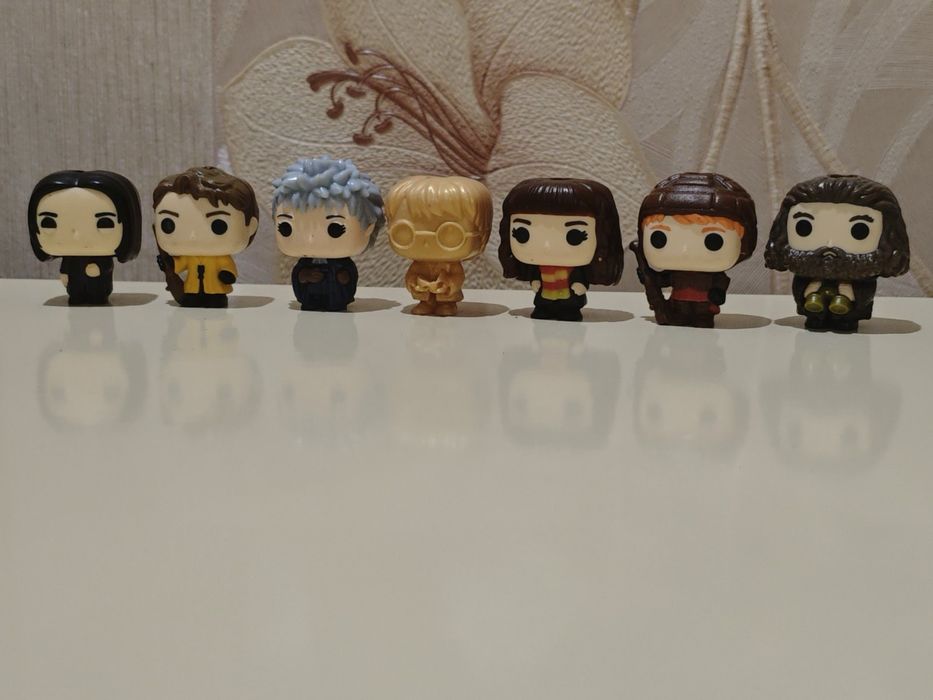 Фігурки Kinder  .