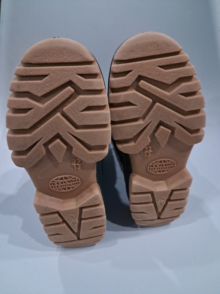 Дитячі зимові чобітки 32 р. Нові зимові чоботи для хлопчика 19 см