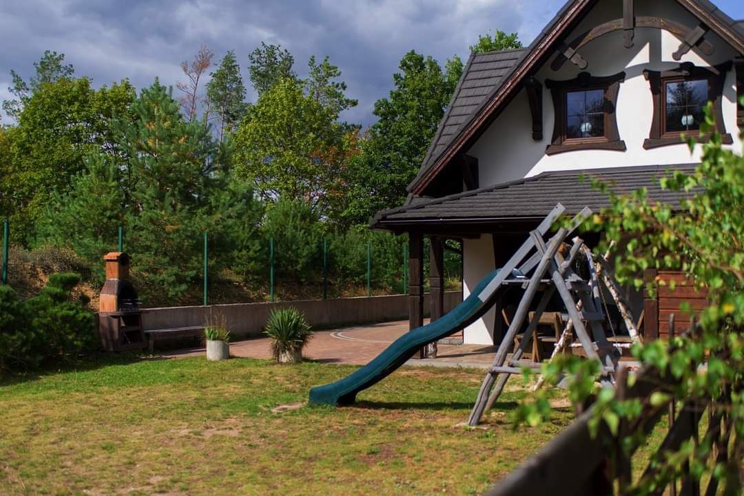 Dom na Kaszubach do 10 os.. Wolne terminy na wakacje