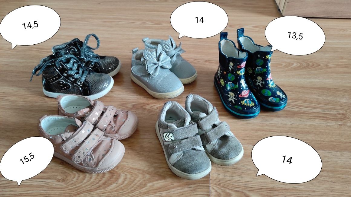 Дитяче взуття сандалі кросівки кеди туфлі adidas clarks crocs fila nex