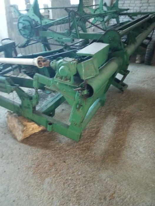 Жниварка ,  жатка причепна ЖВП (У)-5.1М.