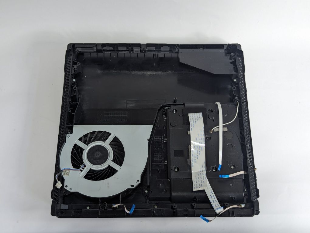 Sony Playstation 4 Pro CUH-7116B корпус дисковод запчастини