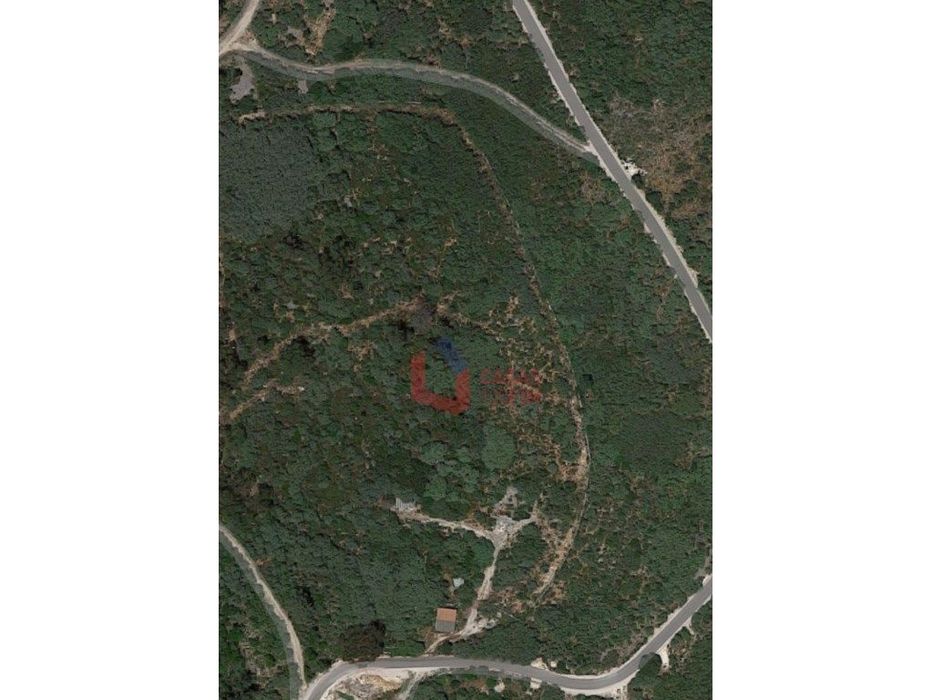 Pedreira de blocos de pedra a explorar com 20.000 m2