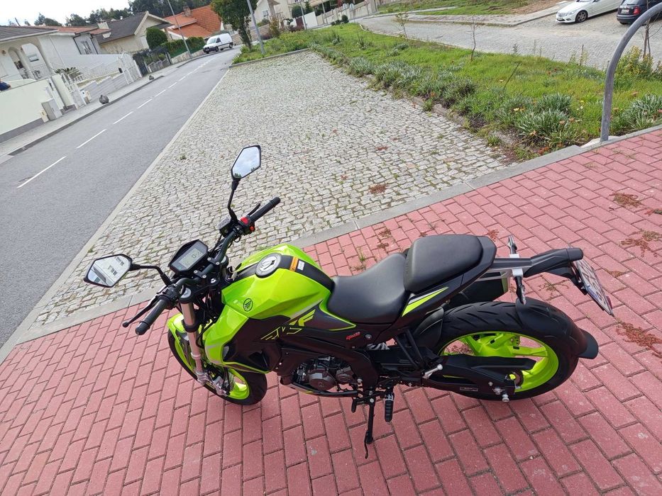 Keeway RKF 125 850 kilómetros(práticamente nova)