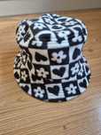 Polarowa czapka bucket hat H&M M/L