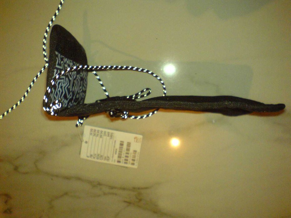 Saszetka Etui Portfel na Szyję Paszport kartabank banknoty do podróży