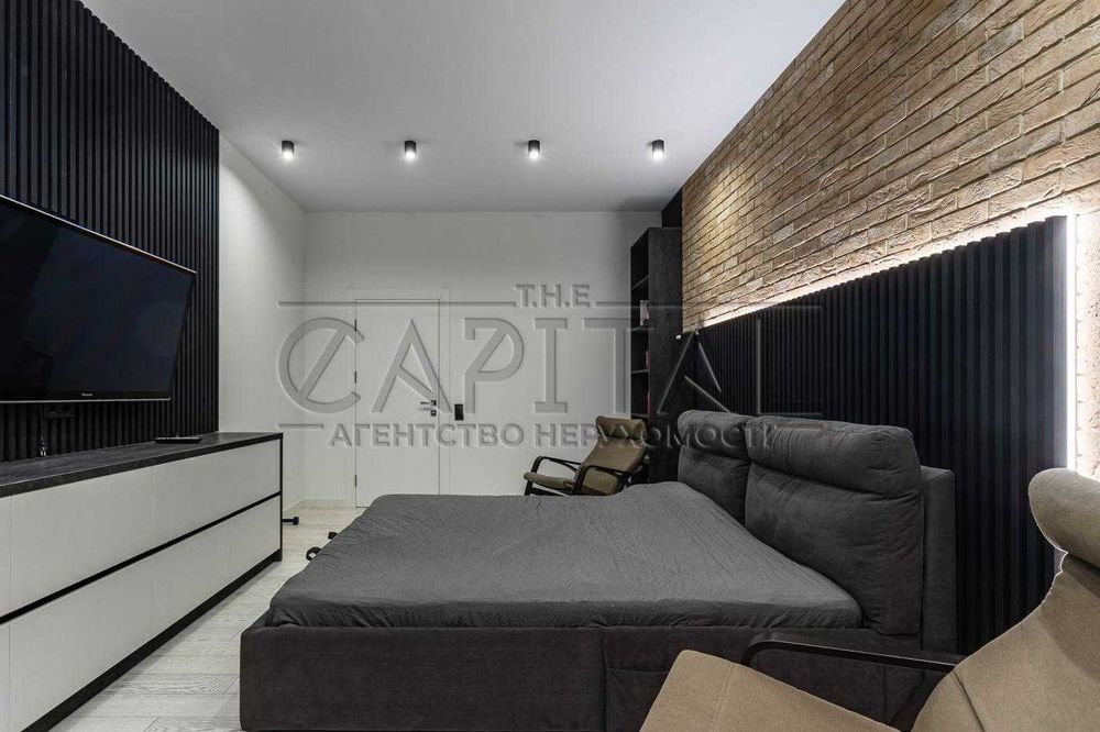 Продаж сучасна квартира 4-кімнати  вул. Лаврська 6 3 СПАЛЬНІ ЦЕНТР