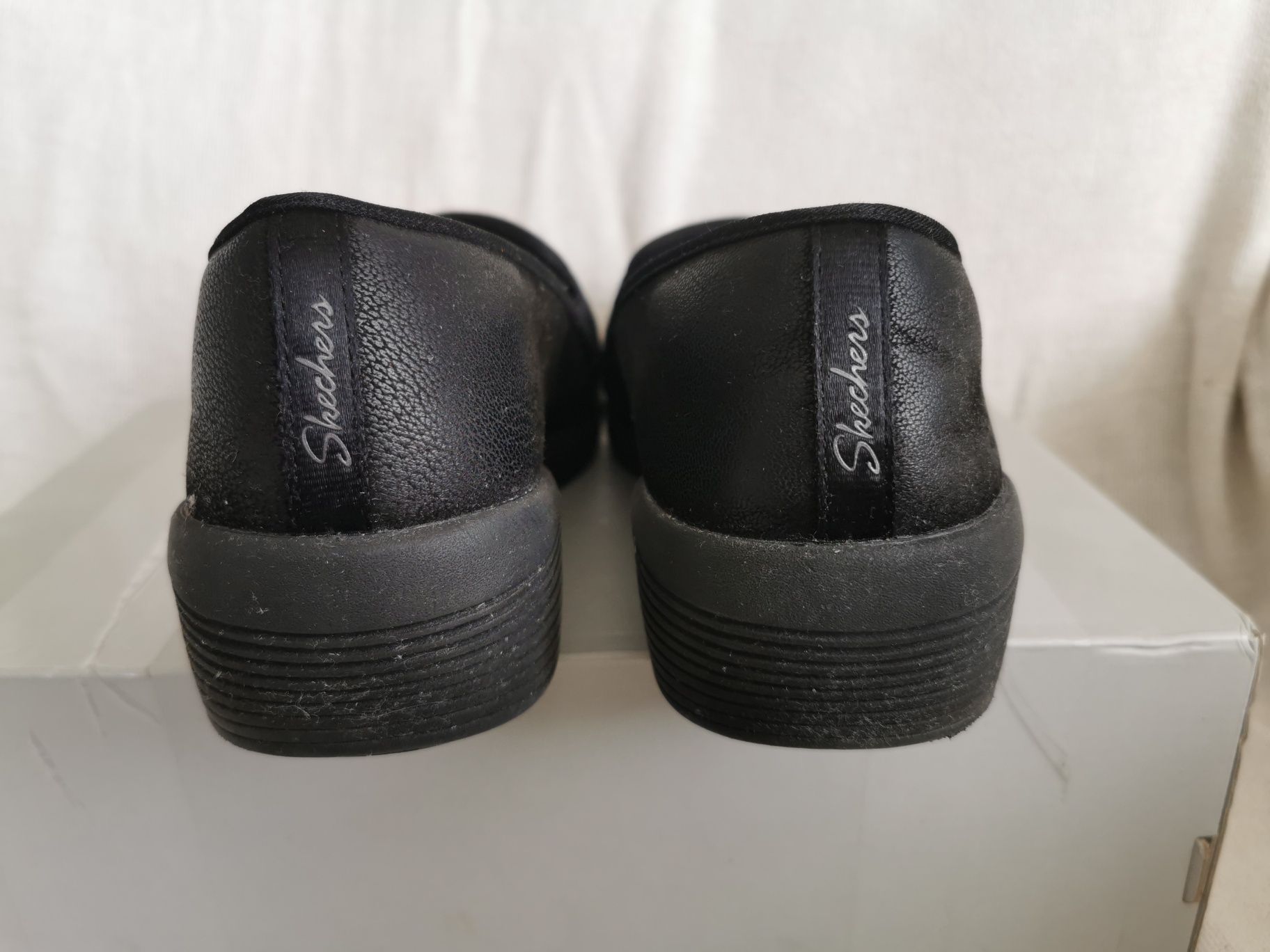 Skechers Arya Sweet Things Slip On baleriny sneakersy czółenka 37,5