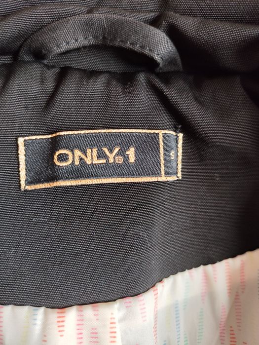 Klasyczny elegancki damski trencz Only S