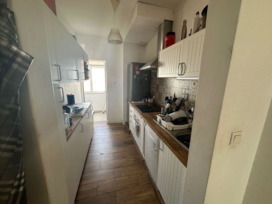 Quarto para alugar em T3 em Faro