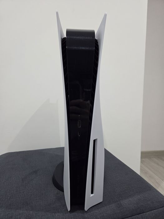 Konsola PlayStation 5 CFI-1216A Pamięć 2 TB ! Pad z efektem Halla