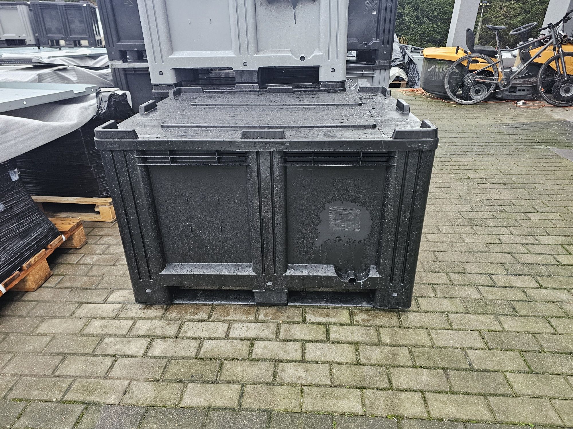Skrzyniopaleta paleta skrzynia ogrodowa plastik 120x100x80