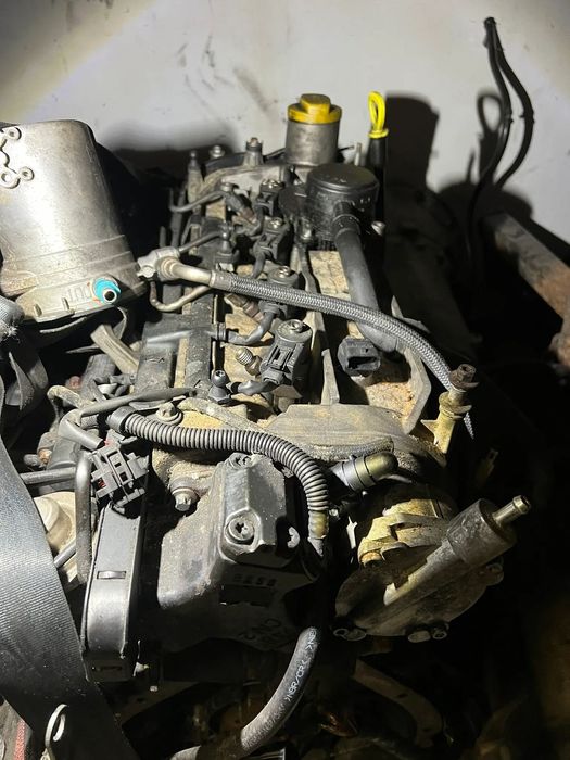 Injector Mercedes-Benz 2.2 A6110700987