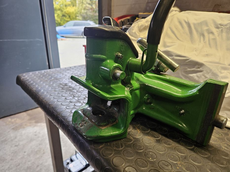 Zaczep automatyczny john deere fend kubota