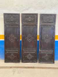 Portas de Armário, D. João V, em madeira maciça de castanho escurecido