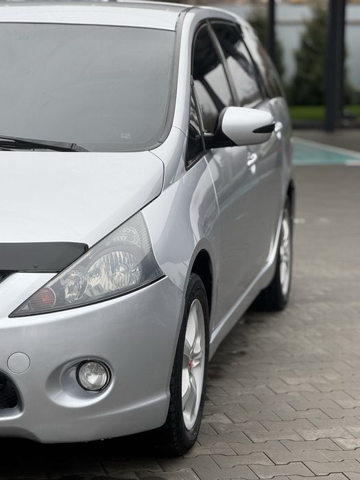 Продам авто Мітсубісі Грандіс