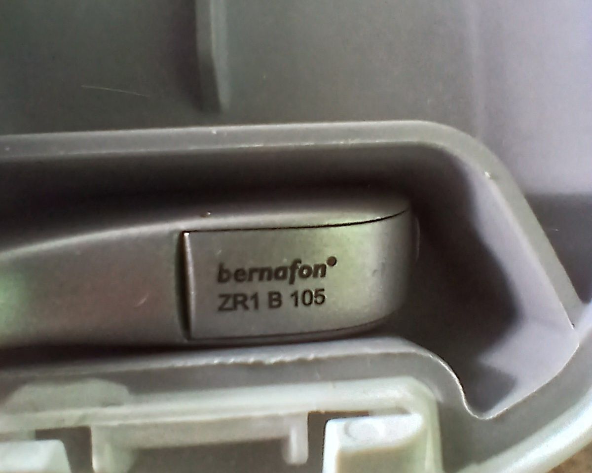 aparat słuchowy Bernafon ZR1 B 105