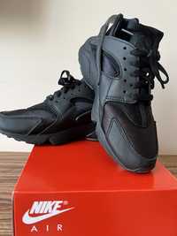 Кросівки Nike Air Huarache