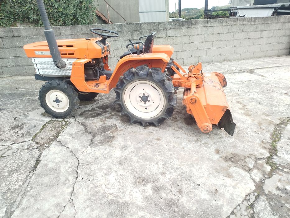 Trator kubota B 1500