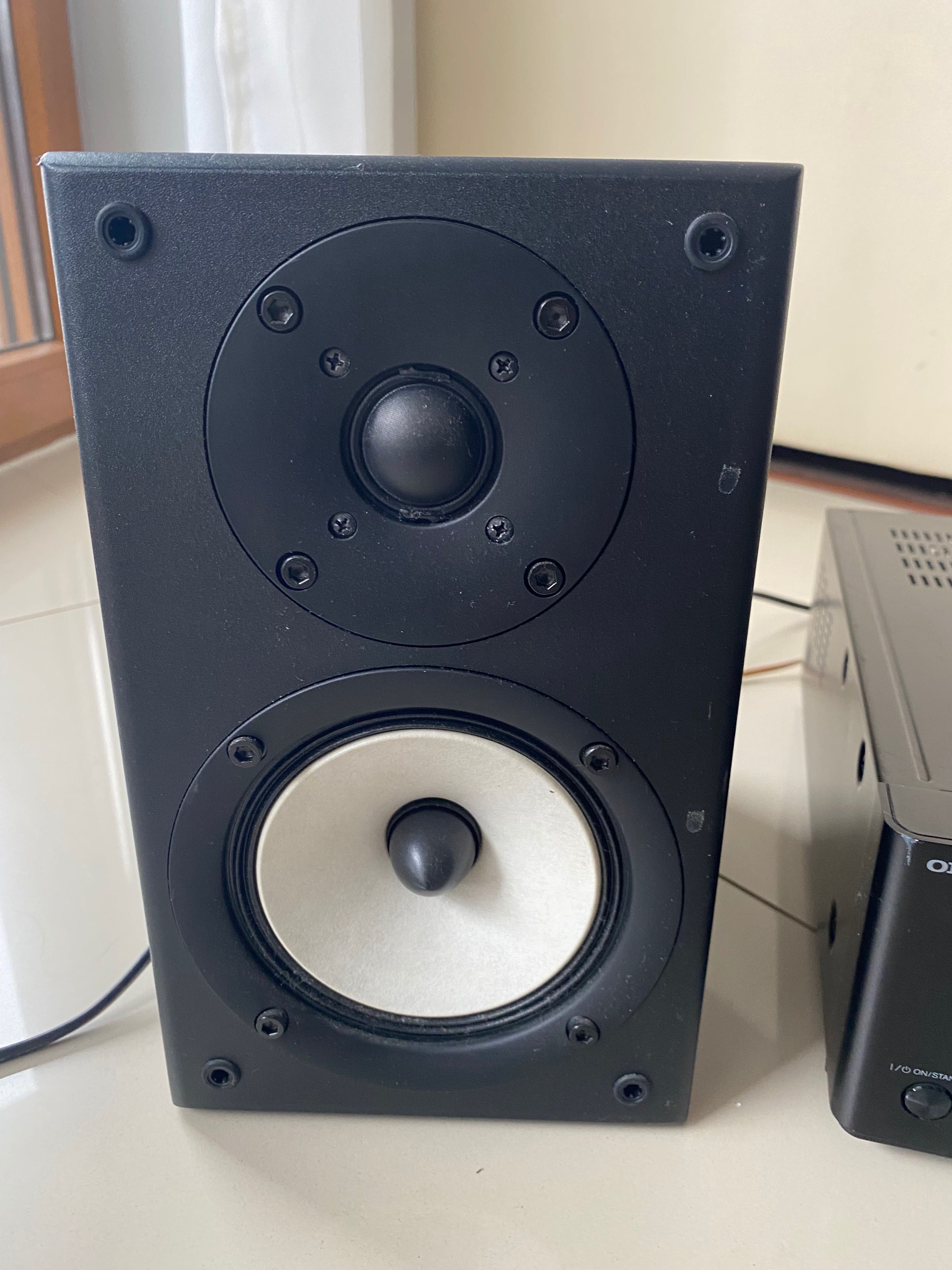 Wieża ONKYO DR-645 + kolumny ONKYO D-045