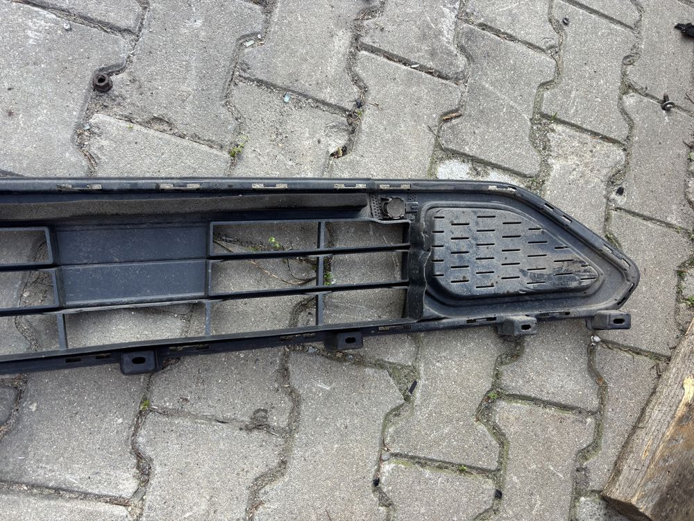 Transit Custom Sport kratka zderzak przód