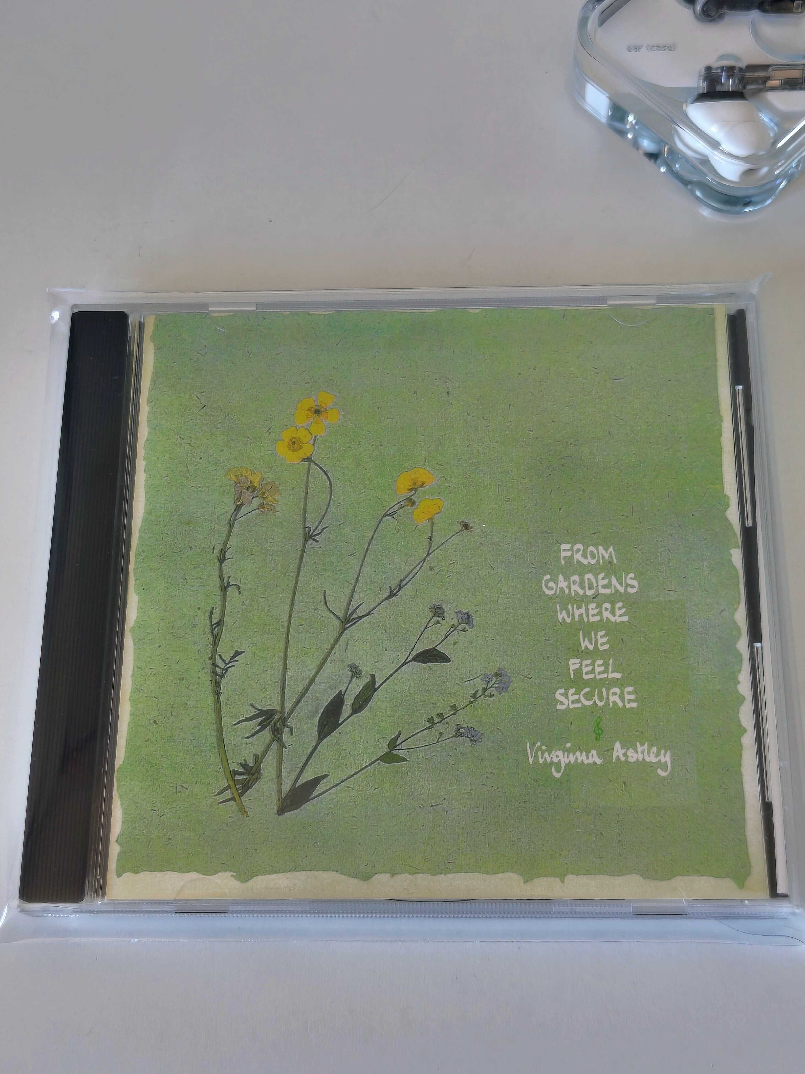Virginia Astley – From Gardens Where We Feel Secure (CDs) RAROS!