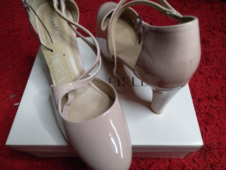 Czółenka Szpilki Rozmiar 45 Pudrowy Róż Lakier