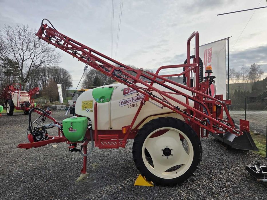 Nowy opryskiwacz BURY Pelikan 2000, belka 15 m, dostępny od ręki