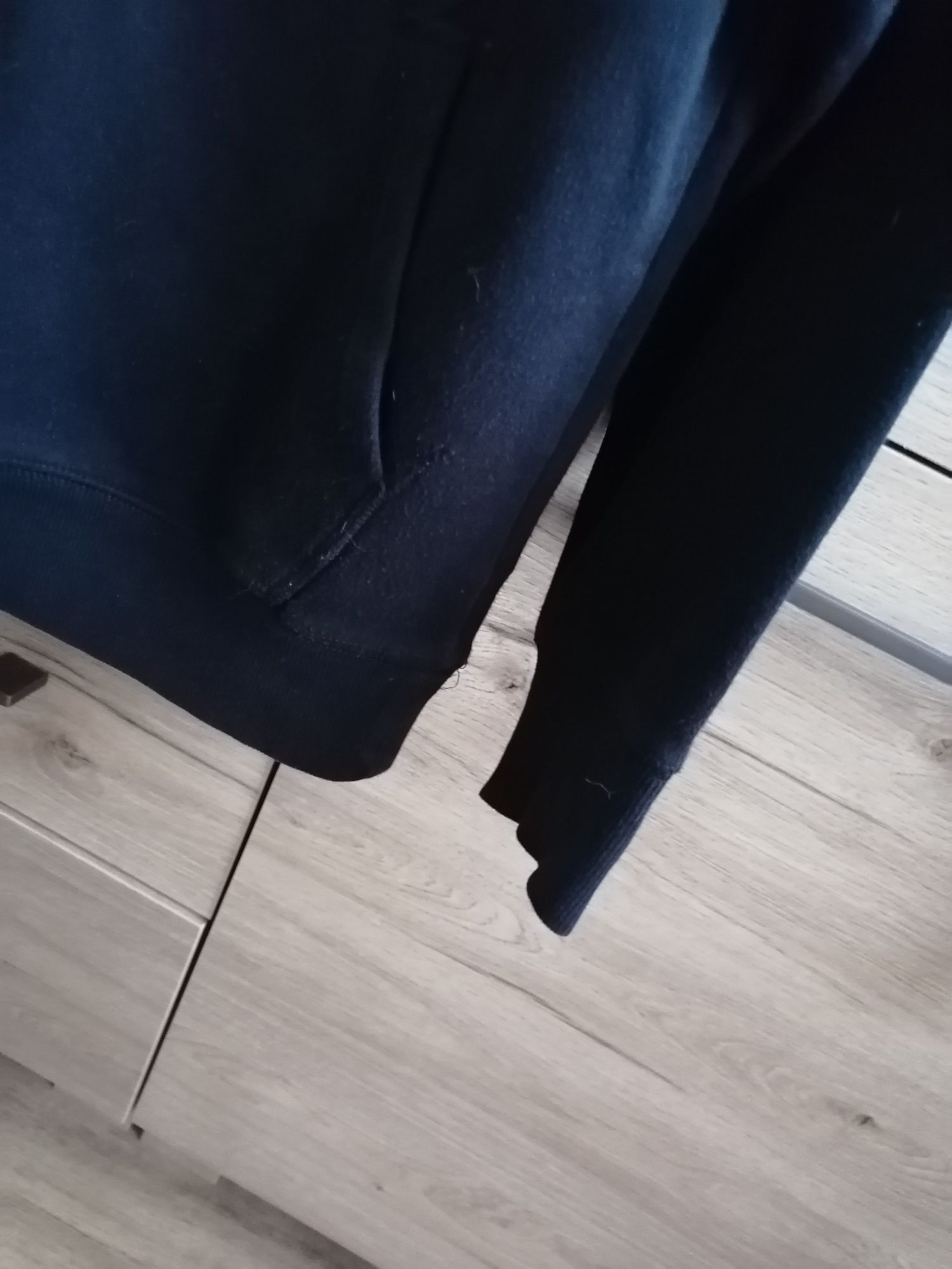 Bluza czarna z kapturem H&M 8-10 lat