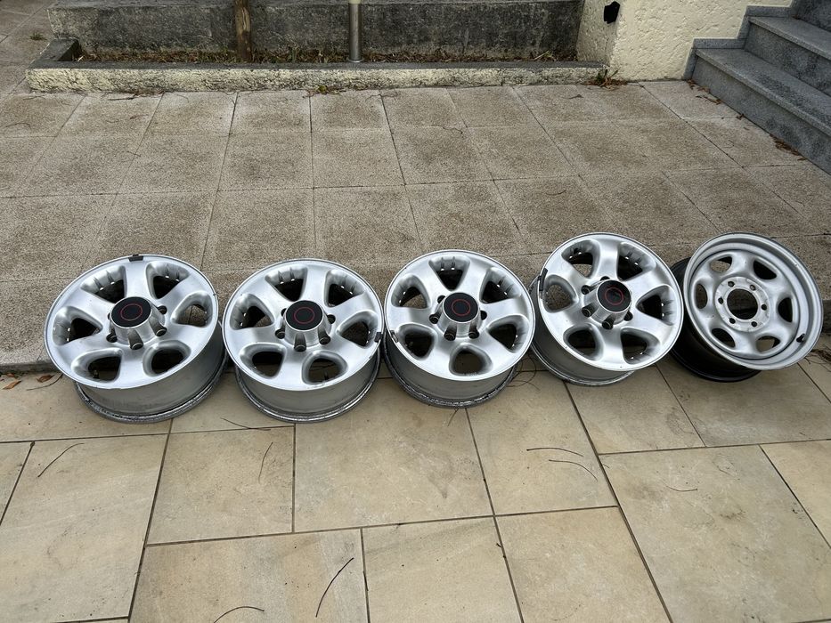 5 Jantes 7jx16 (para pneu 245/70 R16)
