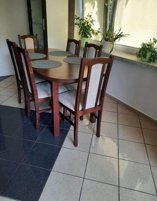 Komplet stół rozkładany plus krzesła 8szt