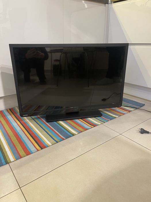 Telewizor toshiba 32 cale direct led