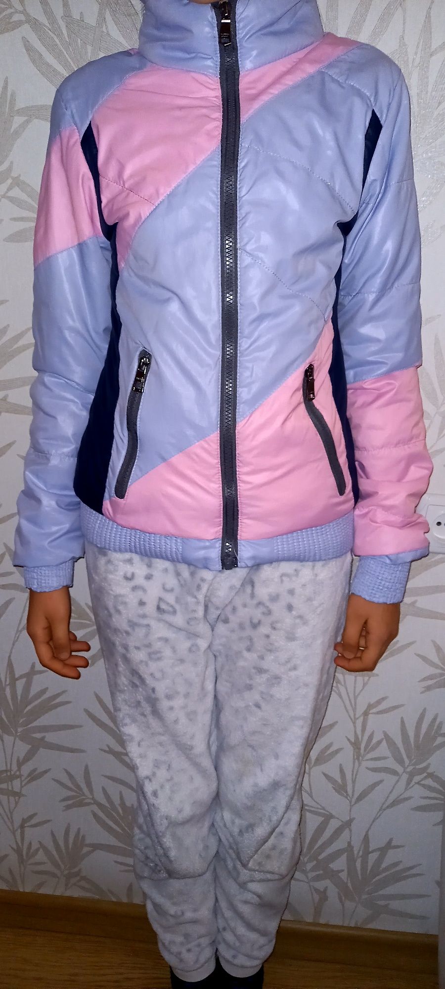 Куртка демисезонная для девочки 7-10 лет