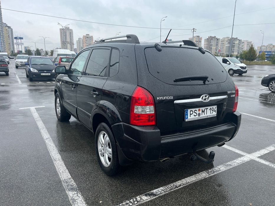 Продам хюндай туксон 2.0 д