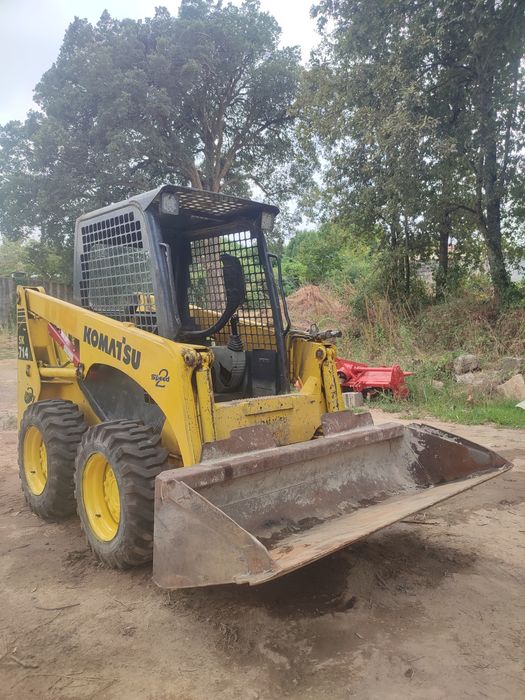 Mini_Pa Carregadora Komatsu SK 714_ Matrícula