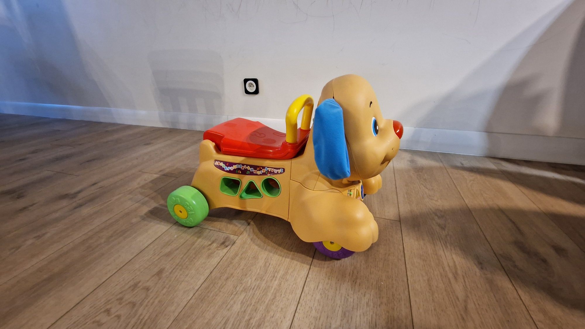 Fisher-Price Szczeniaczkowy Chodzik/Jeździk