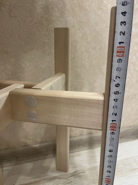 Подставка деревянная крестовая под кулер з водою(бутиль 19-20 литров)