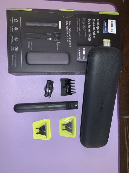 Трімер електобритва Philips OneBlade Електростанок QP1424/65 з чохлом