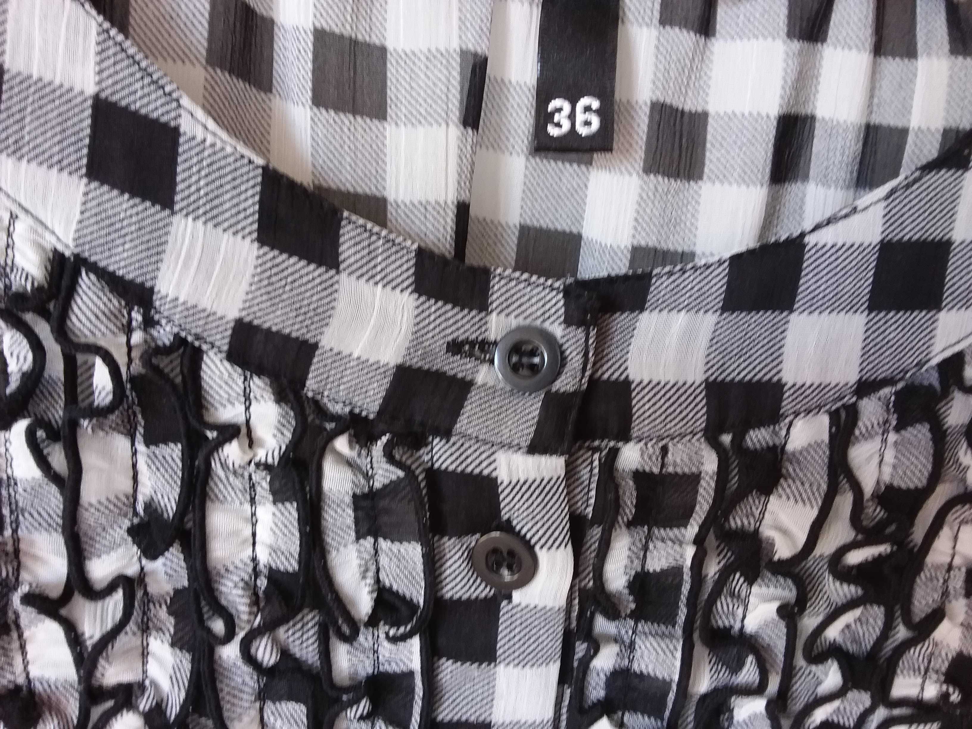 Camisa xadrez, marca H&M, preto e branco, tamanho S (36)