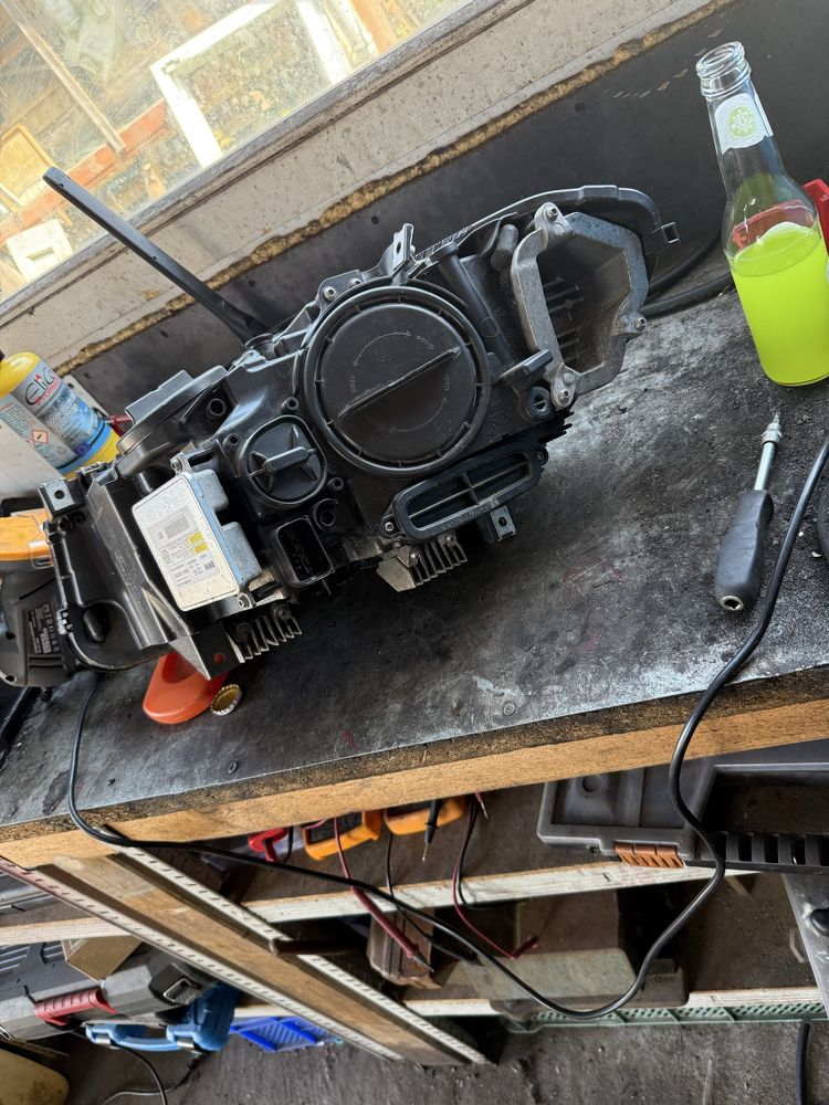 Lampa prawa skrętna f10 f11 przedlift