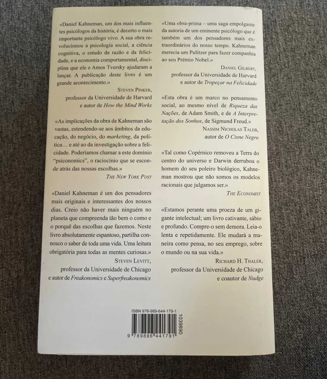 Daniel Kahneman Pensar Depressa Devagar ( Novo-portes incluidos)