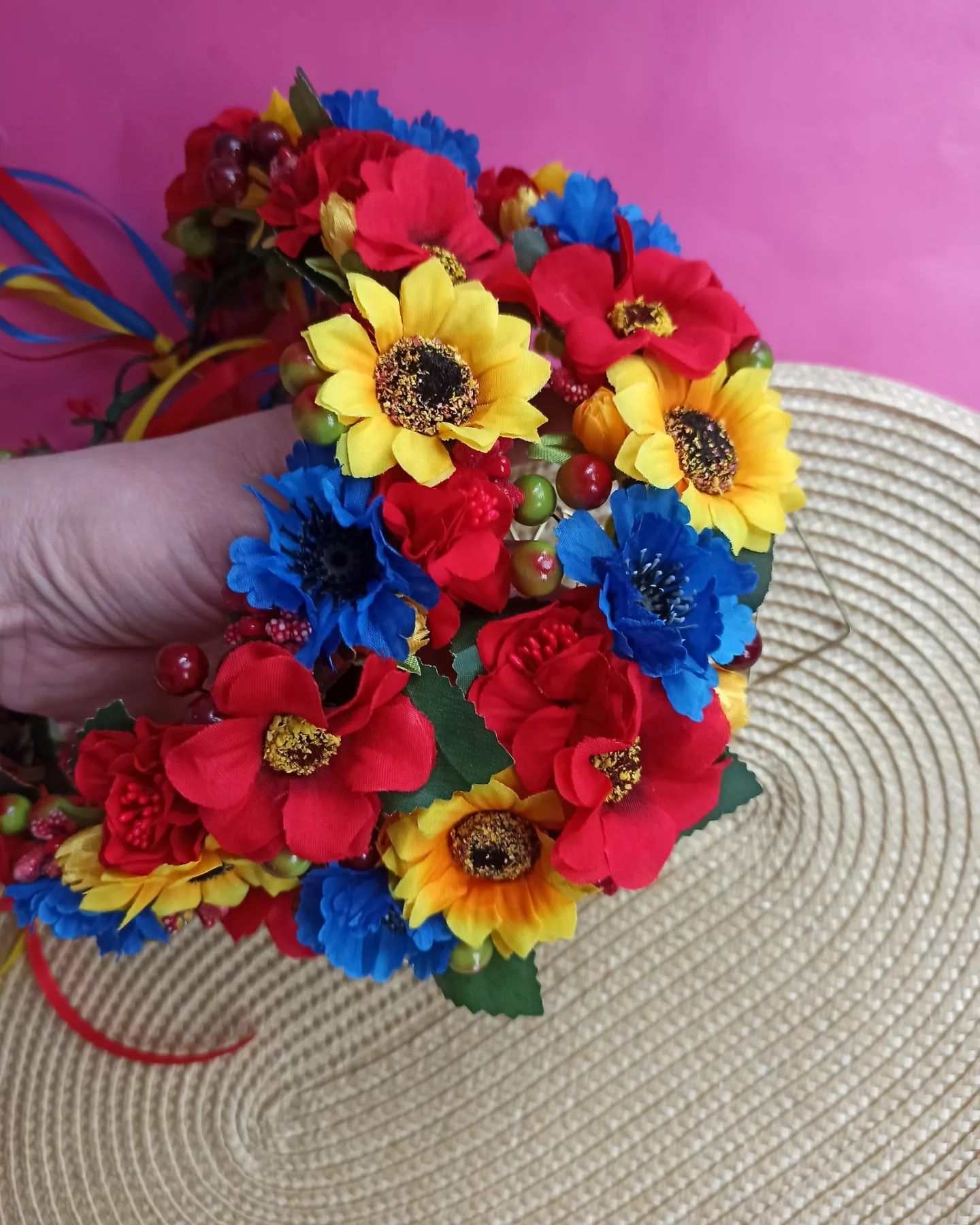 Українські віночки на голову патріотичний віночок з квітів