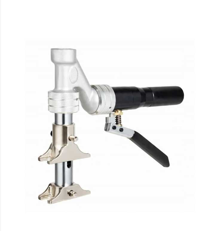 Hydrauliczna zaciskarka REHAU 16–32 mm + ekspander + zestaw