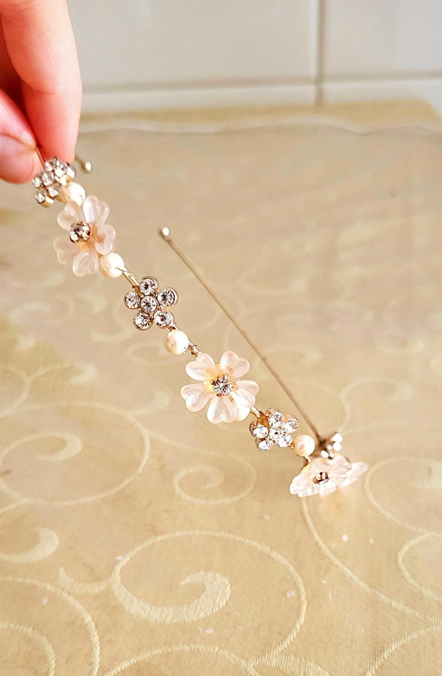 Fita floral para a cabeça